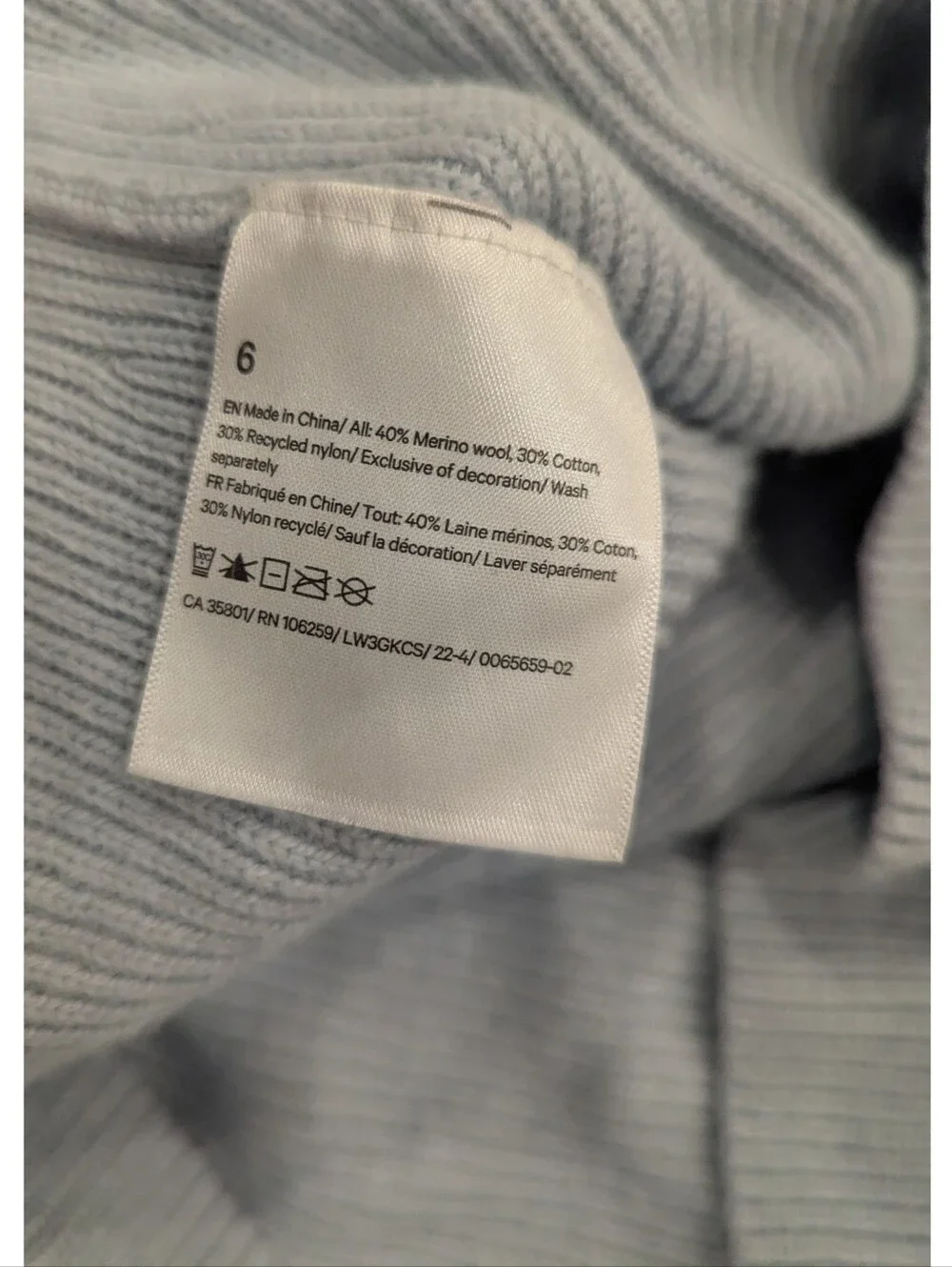 Lululemon Ribbed Wool Blend Turtleneck Light Blue Size 6